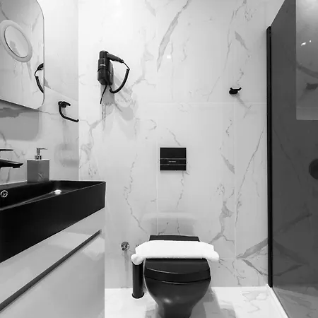 Penthouse Level 8, Nilie Hospitality Mgmt Apartman
