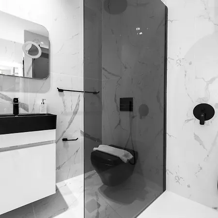 Penthouse Level 8, Nilie Hospitality Mgmt Apartman Szaloniki